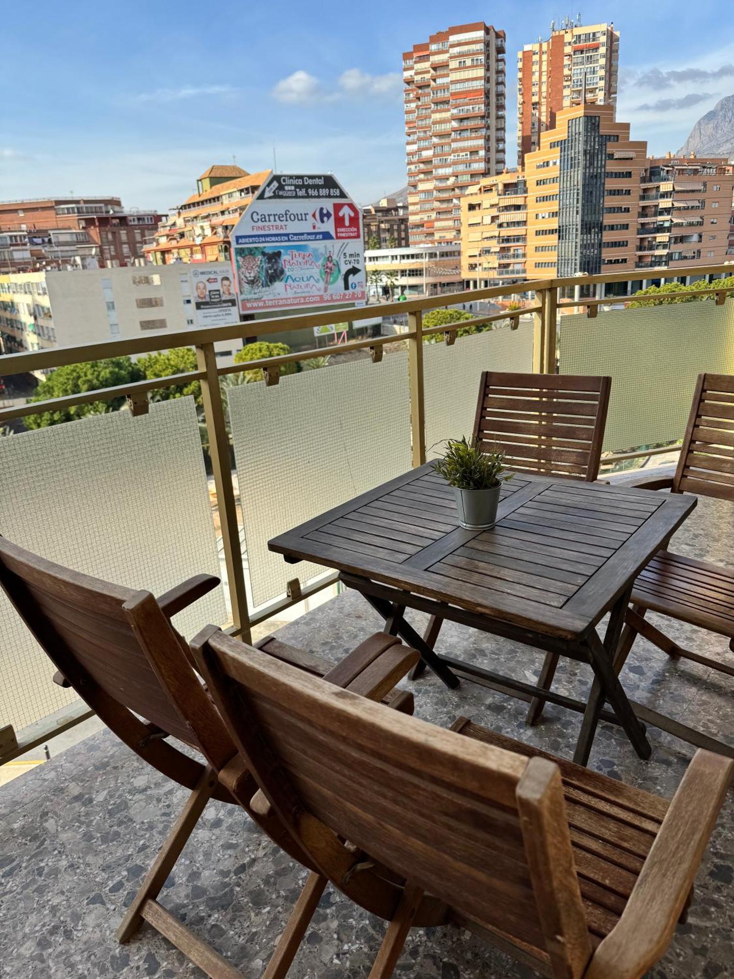 Garay Apartments بينايدورم المظهر الخارجي الصورة